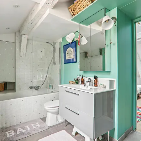 Cosy Place Des Vosges * Paris