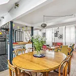 Cosy Place Des Vosges Апартаменты Париж